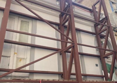 Demolición, apeo de fachada y edificio en casco Santa Cruz de Tenerife